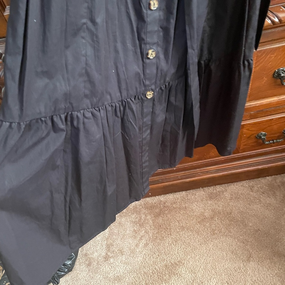 Dress - Picture 3 of 3